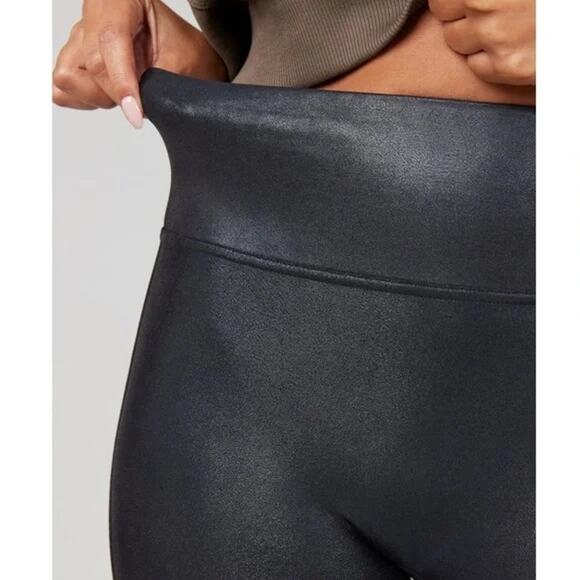 SPANX Faux Leather Bike Shorts Black High Rise Compression Size Small - Picture 2 of 6